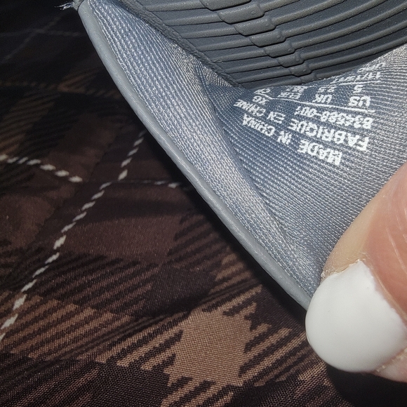 Nike slides - Picture 3 of 3